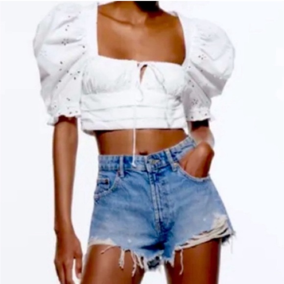 Zara Tops - Zara cropped eyelet top white present sleeves balloon bell sleeves